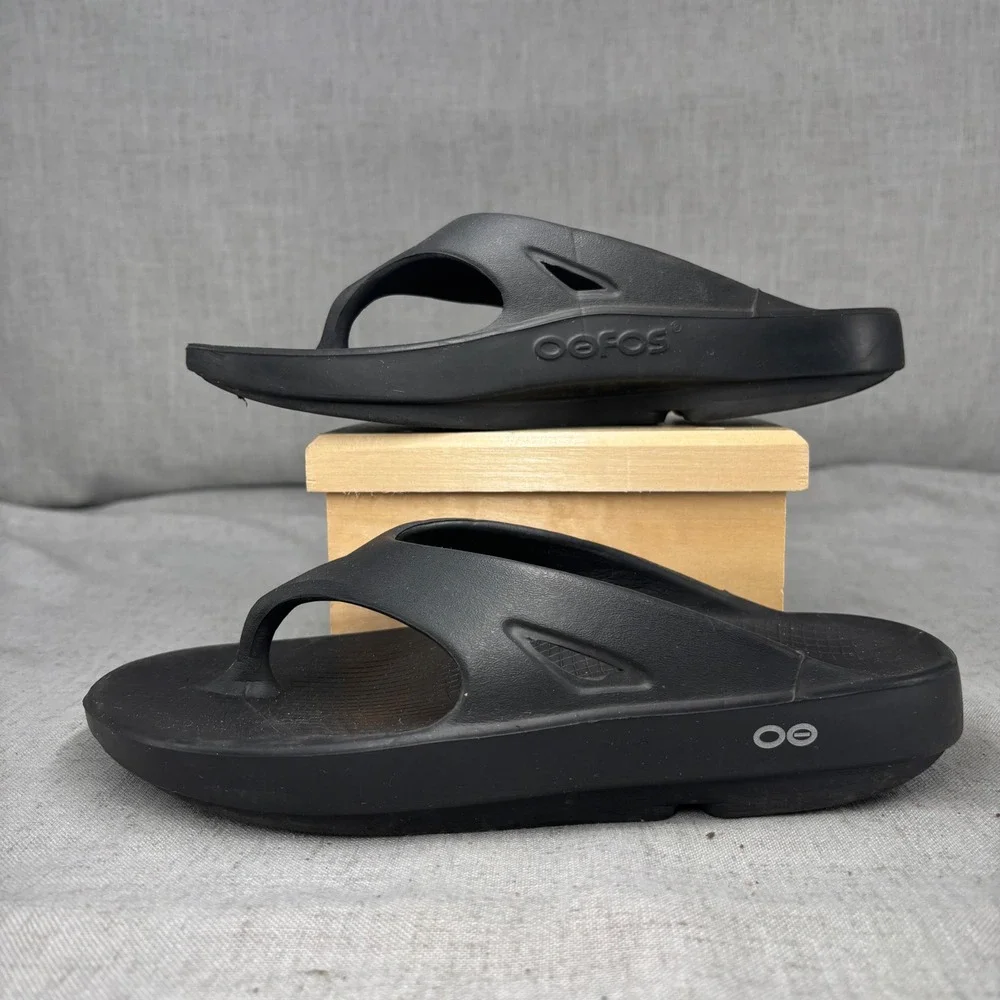 OOFOS OOriginal Recovery Sandals Black Mens 8 Womens 10 Thong Flip Flops EU 41